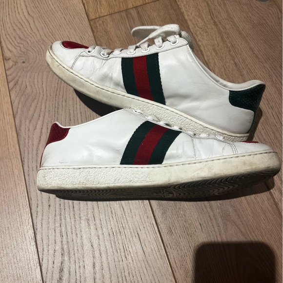 Gucci Ace Heart White Leather Sneaker - Picture 2 of 5